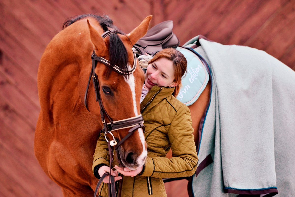 Петербурженка стала лицом новой коллекции от "Сибирской конной мануфактуры"